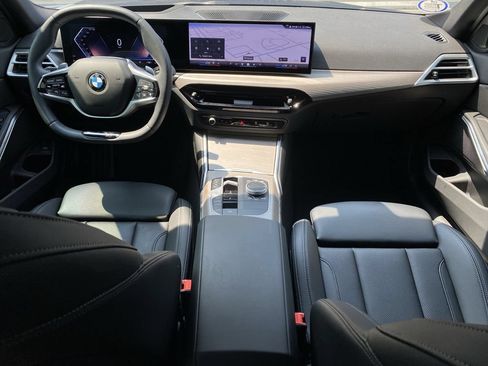 Used 2025 BMW 330i Sedan RWD image 13