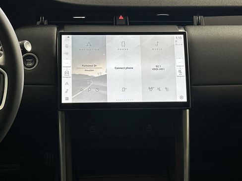 Used 2024 Land Rover Discovery Sport S image 22