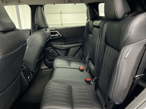 Used 2025 Mitsubishi Outlander SEL AWD/4WD image 26