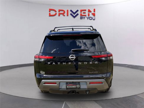 New 2026 Nissan Pathfinder Platinum FWD image 5