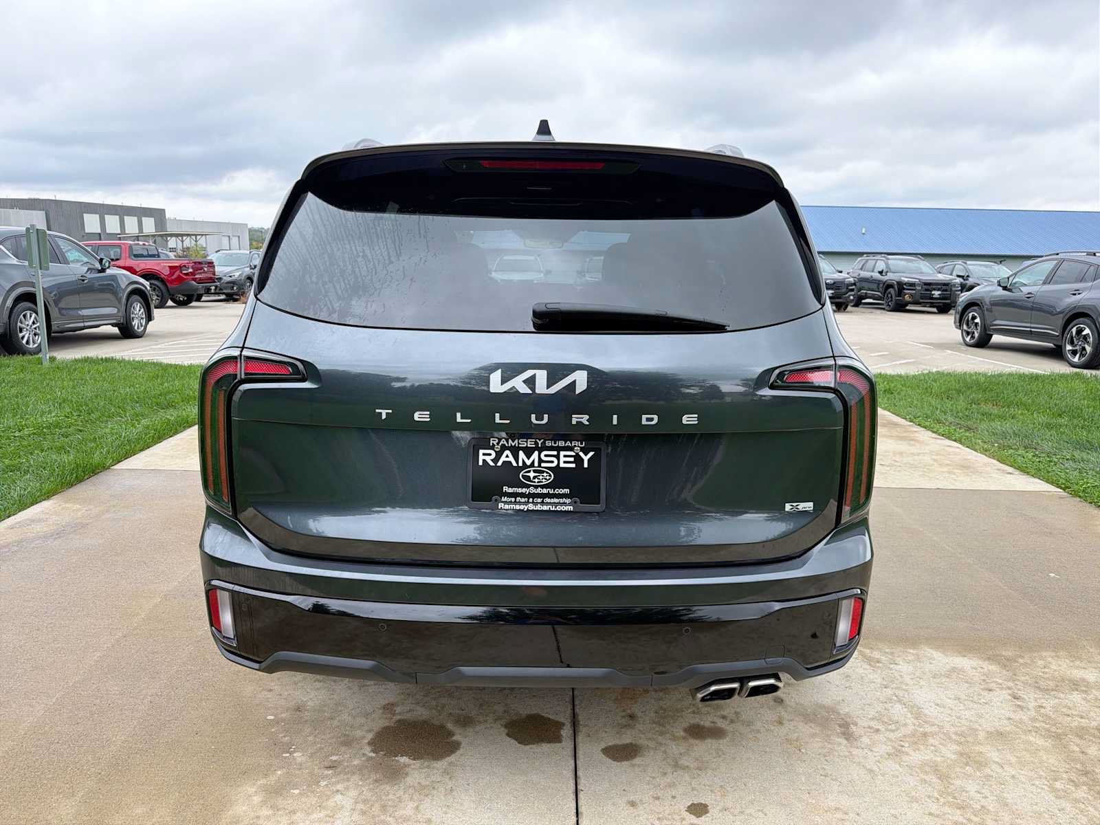 Used 2024 Kia Telluride SX Prestige X-Pro AWD/4WD image 5
