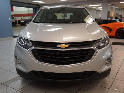Used 2018 Chevrolet Equinox LS w/ LPO, Protection Package AWD/4WD image 17
