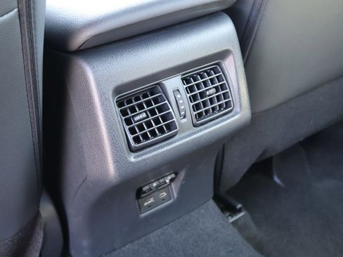 Used 2025 Toyota Camry SE FWD image 17
