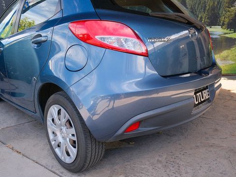 Used 2014 MAZDA MAZDA2 Sport FWD image 29