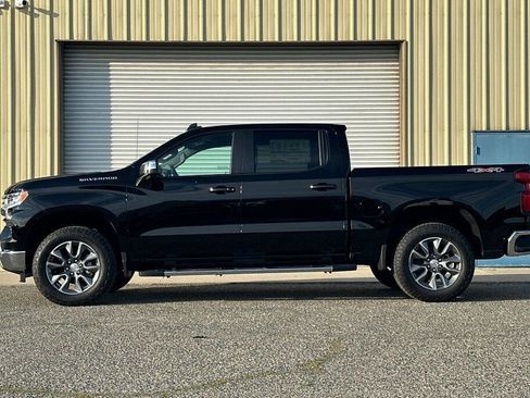 New 2026 Chevrolet Silverado 1500 LT w/ Safety Package image 3