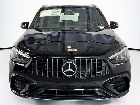 New 2026 Mercedes-Benz GLA 35 AMG 4MATIC image 2