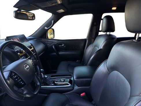 Used 2023 Nissan Armada SL w/ Midnight Edition Package image 10