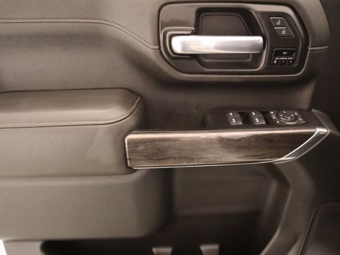 Used 2020 Chevrolet Silverado 2500 LTZ w/ LTZ Texas Edition image 15