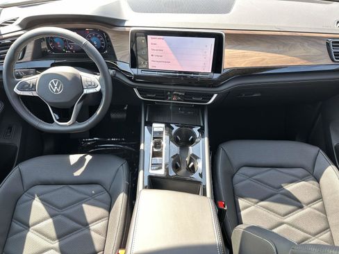 New 2026 Volkswagen Atlas SE image 14