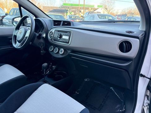 Used 2013 Toyota Yaris LE image 15