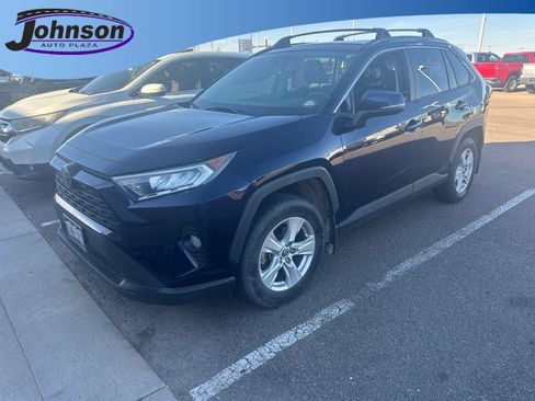 Used 2019 Toyota RAV4 XLE w/ Convenience Package AWD/4WD image 1