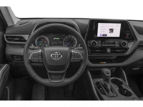 Used 2026 Toyota Highlander XLE AWD/4WD image 9