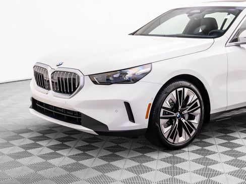 New 2026 BMW 530i xDrive 530i xDrive image 32