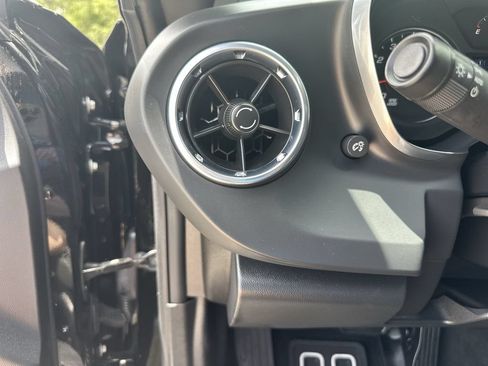 Used 2023 Chevrolet Camaro LT RWD image 18