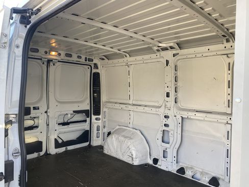 Used 2016 RAM ProMaster 1500 image 18