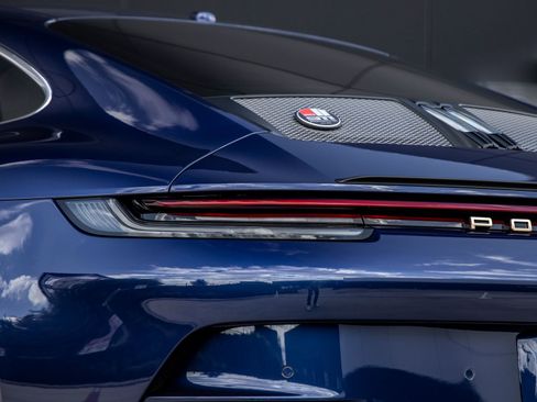 Certified 2024 Porsche 911 GT3 RS image 18