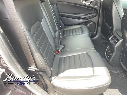Used 2023 Ford Edge SEL AWD/4WD image 16