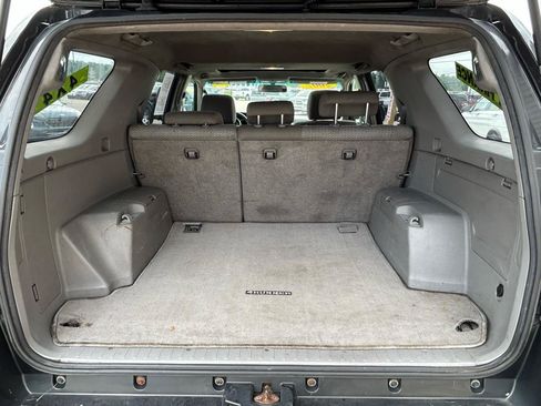 Used 2007 Toyota 4Runner SR5 AWD/4WD image 17