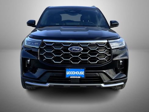 Used 2025 Ford Explorer Platinum w/ LUX Leather Package AWD/4WD image 2