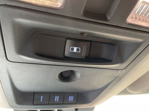 Used 2017 RAM 1500 Laramie Longhorn image 11