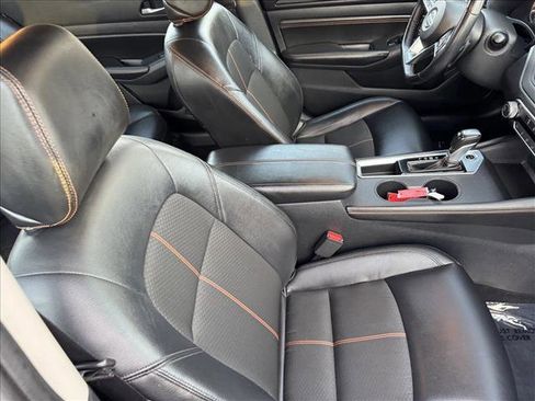 Used 2019 Nissan Altima 2.5 SR image 18