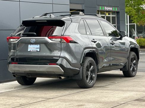 Used 2021 Toyota RAV4 XSE AWD/4WD image 3
