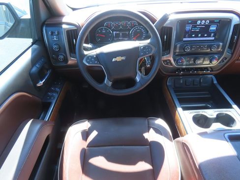 Used 2015 Chevrolet Silverado 1500 High Country image 5