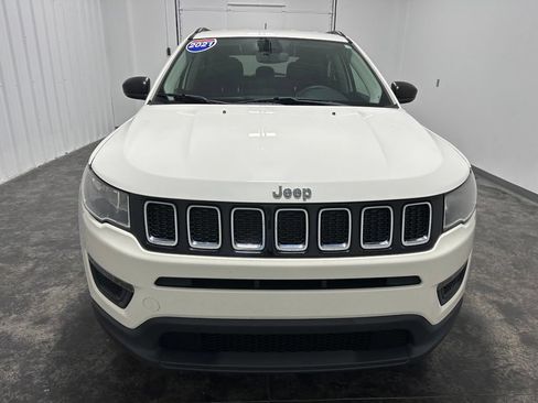 Used 2021 Jeep Compass Sport AWD/4WD image 3