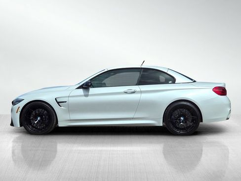 Used 2019 BMW M4 Convertible w/ Competition Package RWD image 9