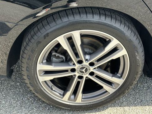 Certified 2022 Mercedes-Benz E 350 4MATIC Sedan image 19