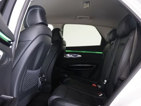 New 2026 Genesis GV70 2.5T AWD/4WD image 33