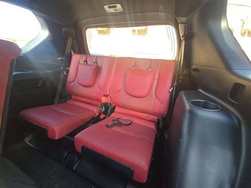 Used 2023 Lexus GX 460 Premium w/ Premium Package AWD/4WD image 9