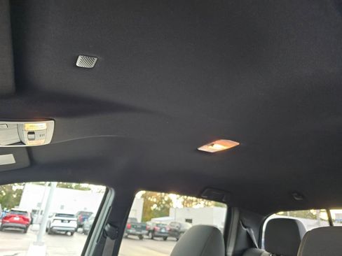 Used 2022 Toyota Tacoma SR image 26