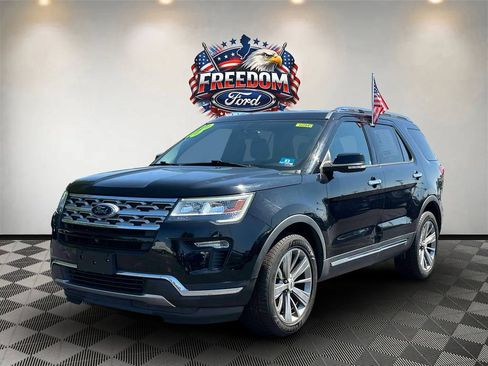 Used 2018 Ford Explorer Limited AWD/4WD image 2