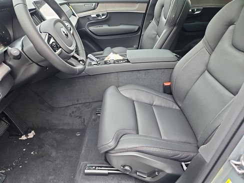 New 2026 Volvo XC90 B6 Ultra w/ Protection Package image 21