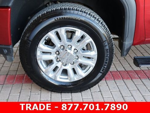 Used 2022 GMC Sierra 2500 Denali w/ Denali Ultimate Package image 9