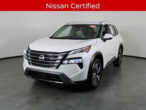 Certified 2025 Nissan Rogue SL image 2