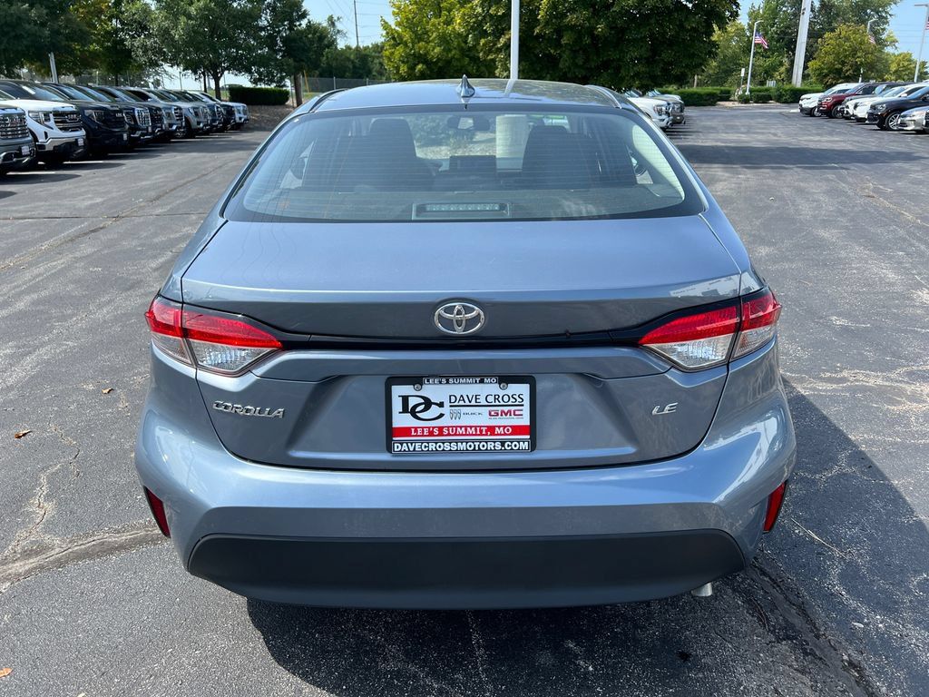 Used 2025 Toyota Corolla LE FWD image 8