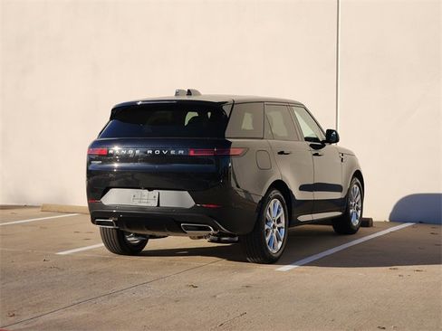 New 2026 Land Rover Range Rover Sport SE image 4