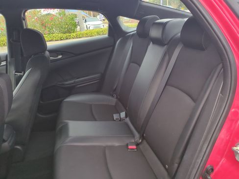 Used 2020 Honda Civic Sport image 12