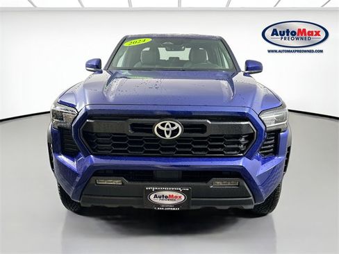 Used 2024 Toyota Tacoma TRD Off-Road image 6