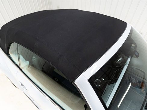 Used 2017 Volkswagen Beetle 1.8T SE image 16