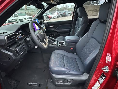 New 2025 Toyota 4Runner Platinum image 18