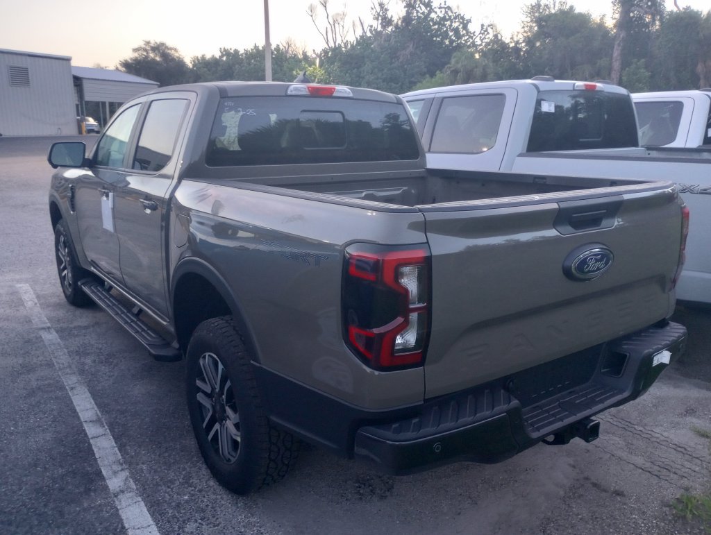 New 2026 Ford Ranger Lariat w/ Convenience Package RWD image 2