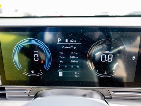 New 2026 Hyundai Kona SEL Premium image 9