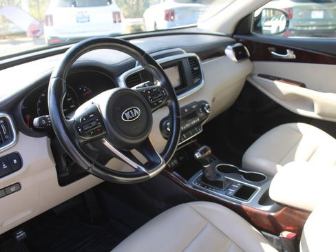 Used 2016 Kia Sorento EX w/ EX Premium Package image 22