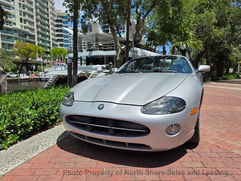 Used 2005 Jaguar XK8 Convertible RWD image 60