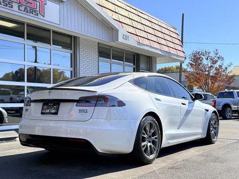 Used 2021 Tesla Model S Plaid image 3