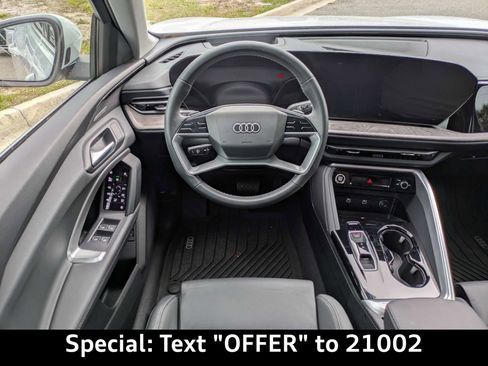 Certified 2025 Audi Q5 Premium Plus w/ Premium Plus AWD/4WD image 21