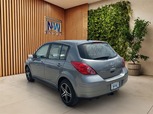 Used 2012 Nissan Versa 1.8 S w/ Plus Pkg FWD image 25